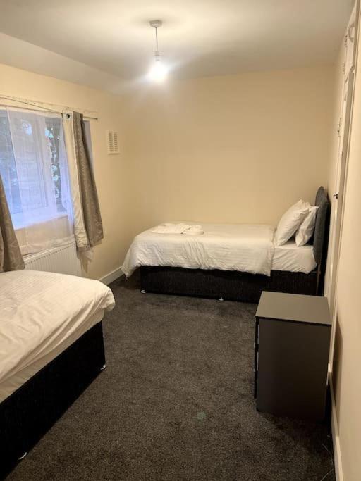 Spacious City Centre Home Near Hospital & M5 Ουόρσεστερ Εξωτερικό φωτογραφία