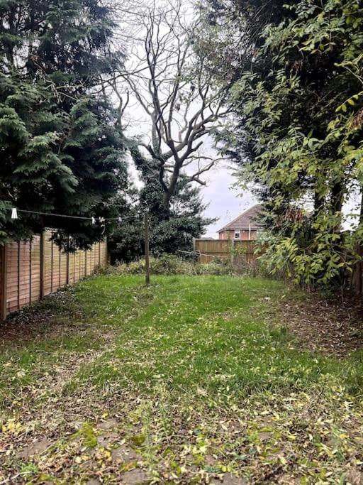 Spacious City Centre Home Near Hospital & M5 Ουόρσεστερ Εξωτερικό φωτογραφία